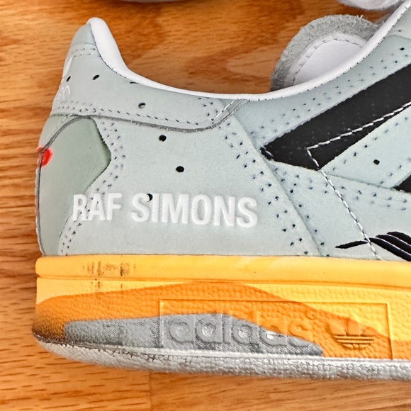 adidas by Raf Simons Torsion Stan Sneaker (Eu 40) - Picture 7 of 16